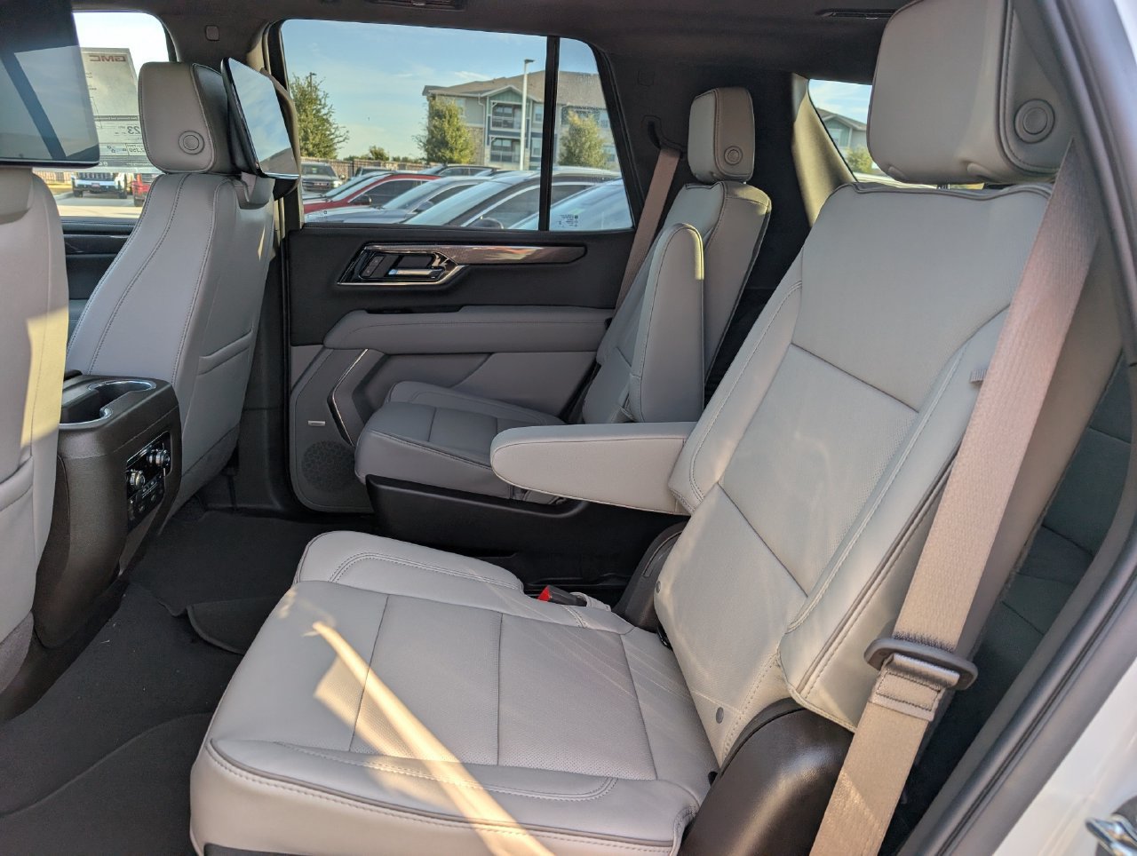 New 2026 GMC Yukon Elevation w/ Elevation Premium Package RWD image 20