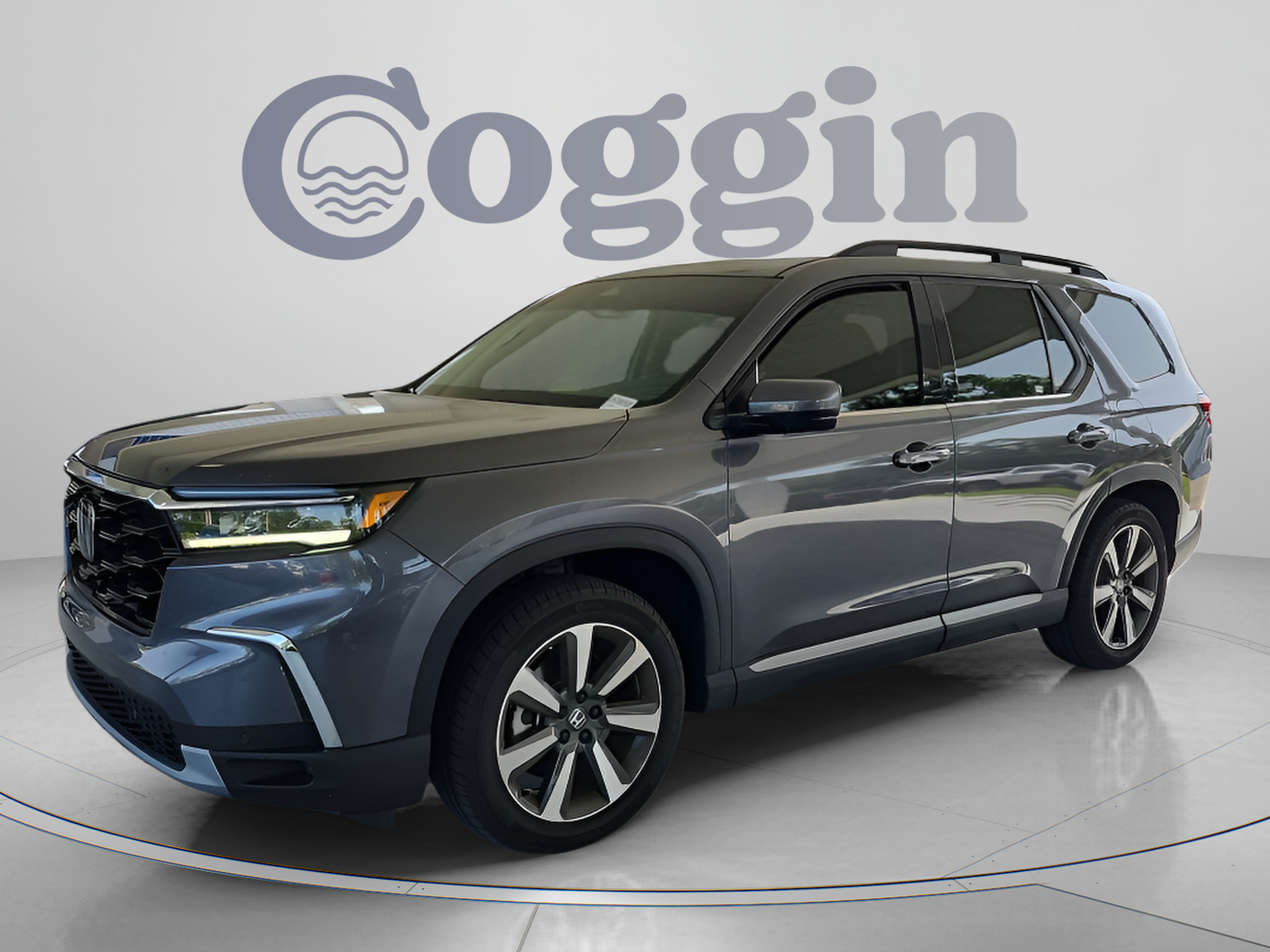 Used 2025 Honda Pilot Touring