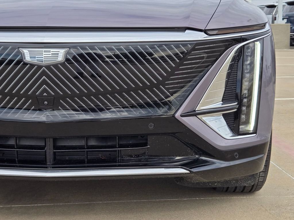 Certified 2024 Cadillac Lyriq Luxury image 6