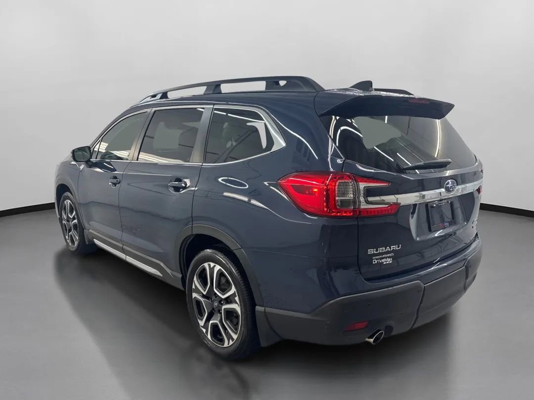 Used 2023 Subaru Ascent Limited image 7
