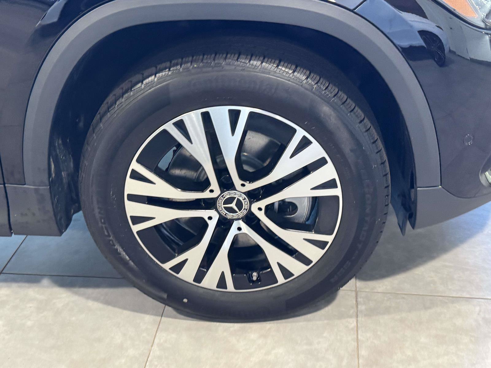 Certified 2025 Mercedes-Benz GLA 250 4MATIC image 6