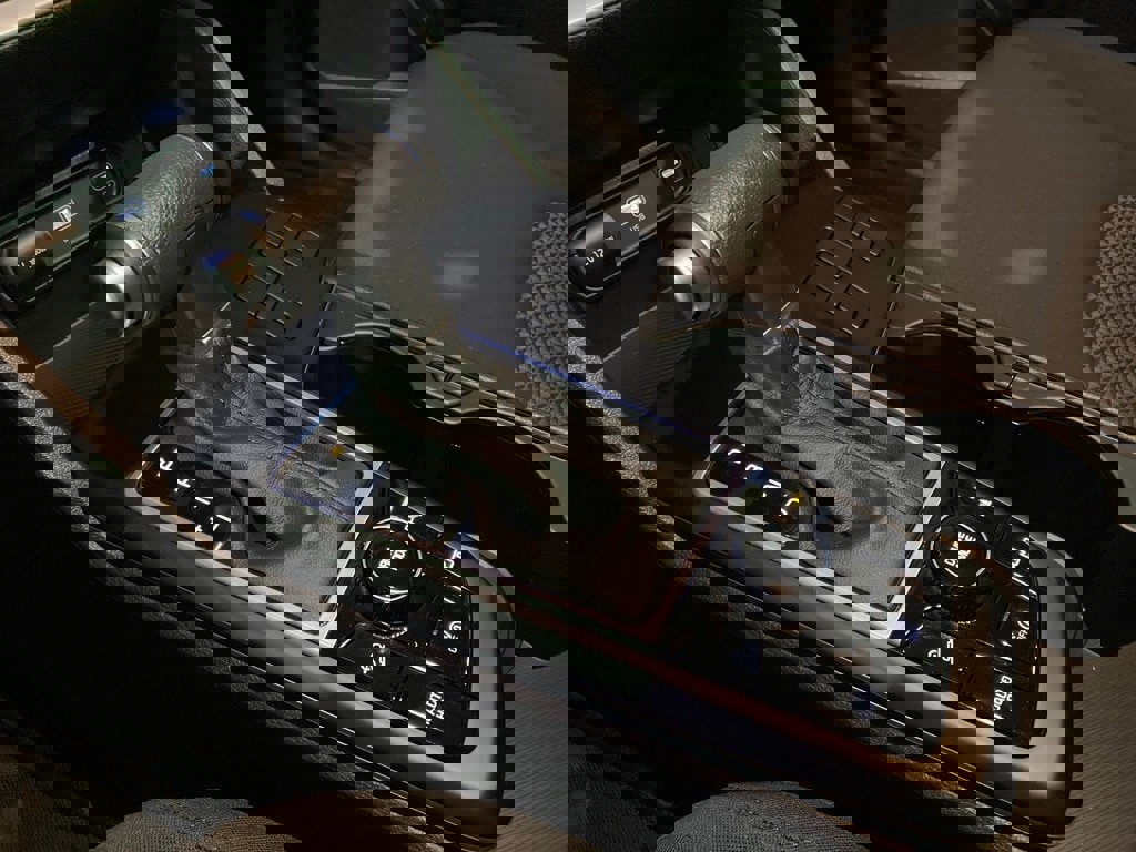 Used 2025 Kia Sportage LX image 23