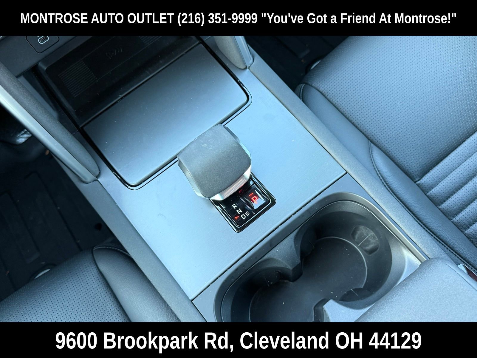 New 2025 Land Rover Discovery Sport S image 22