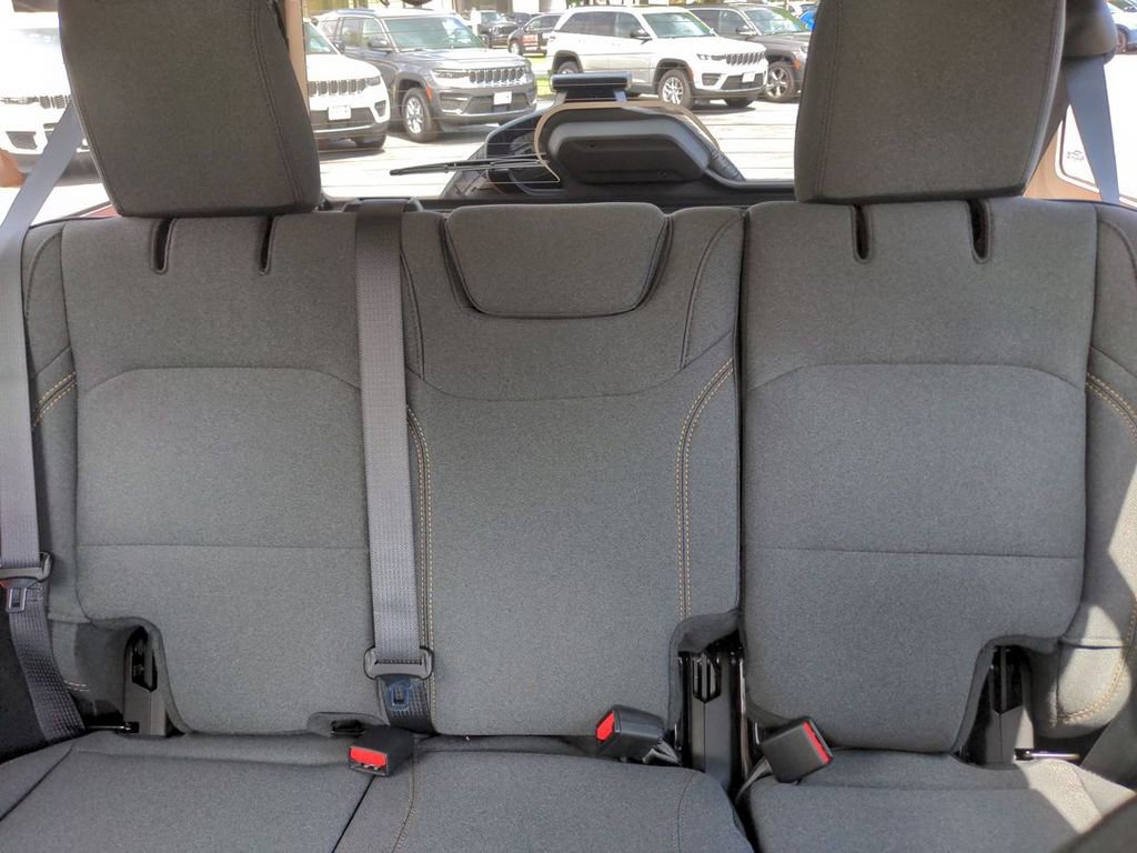 New 2025 Jeep Wrangler Sport S image 21