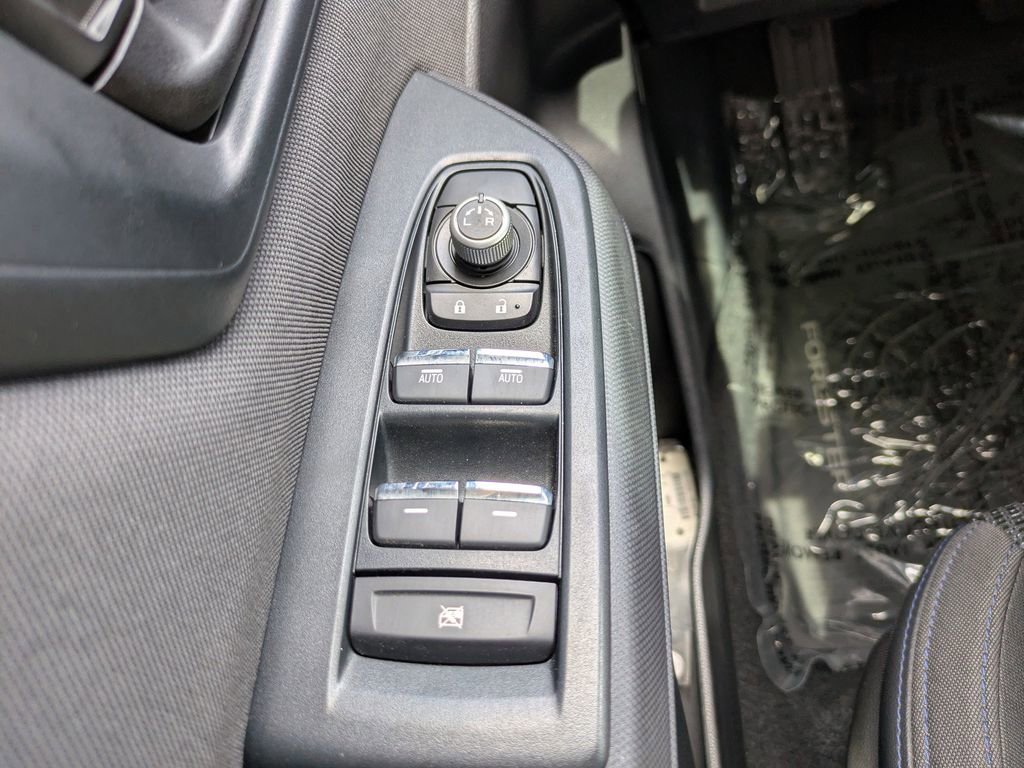 Certified 2025 Subaru Forester Premium image 24