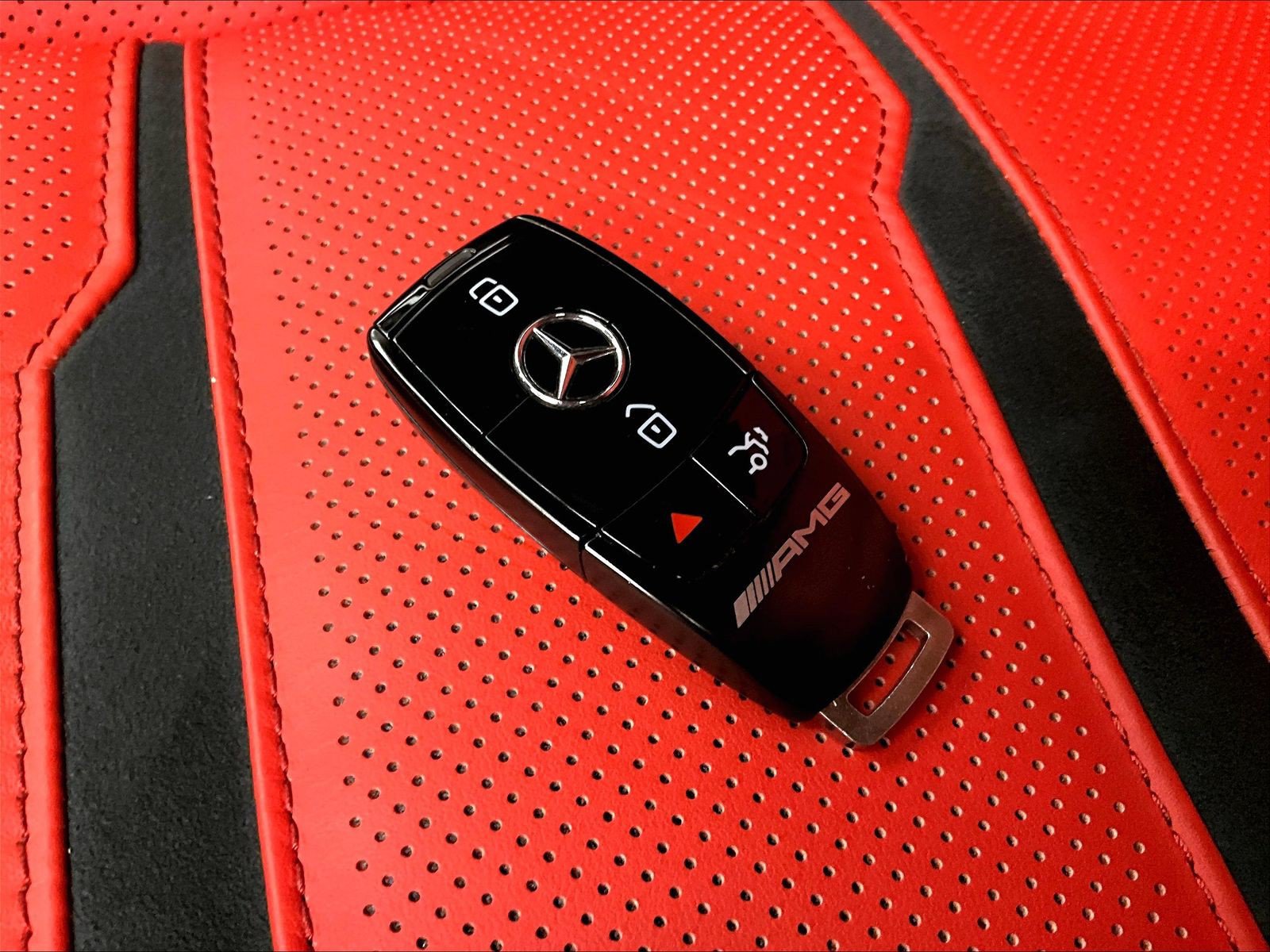 Used 2026 Mercedes-Benz GLE 63 AMG S image 12
