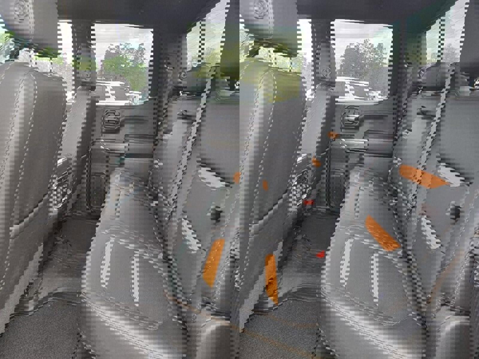 Used 2021 GMC Sierra 1500 AT4 w/ AT4 Preferred Package image 26