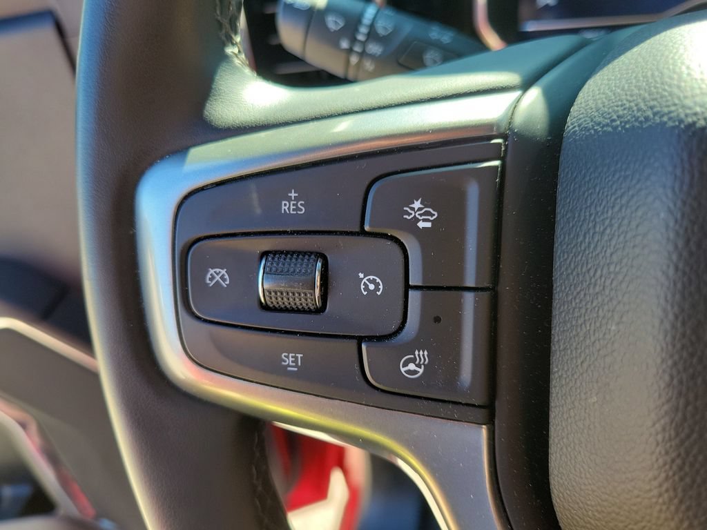 Used 2024 Chevrolet Silverado 1500 LT AWD/4WD image 25
