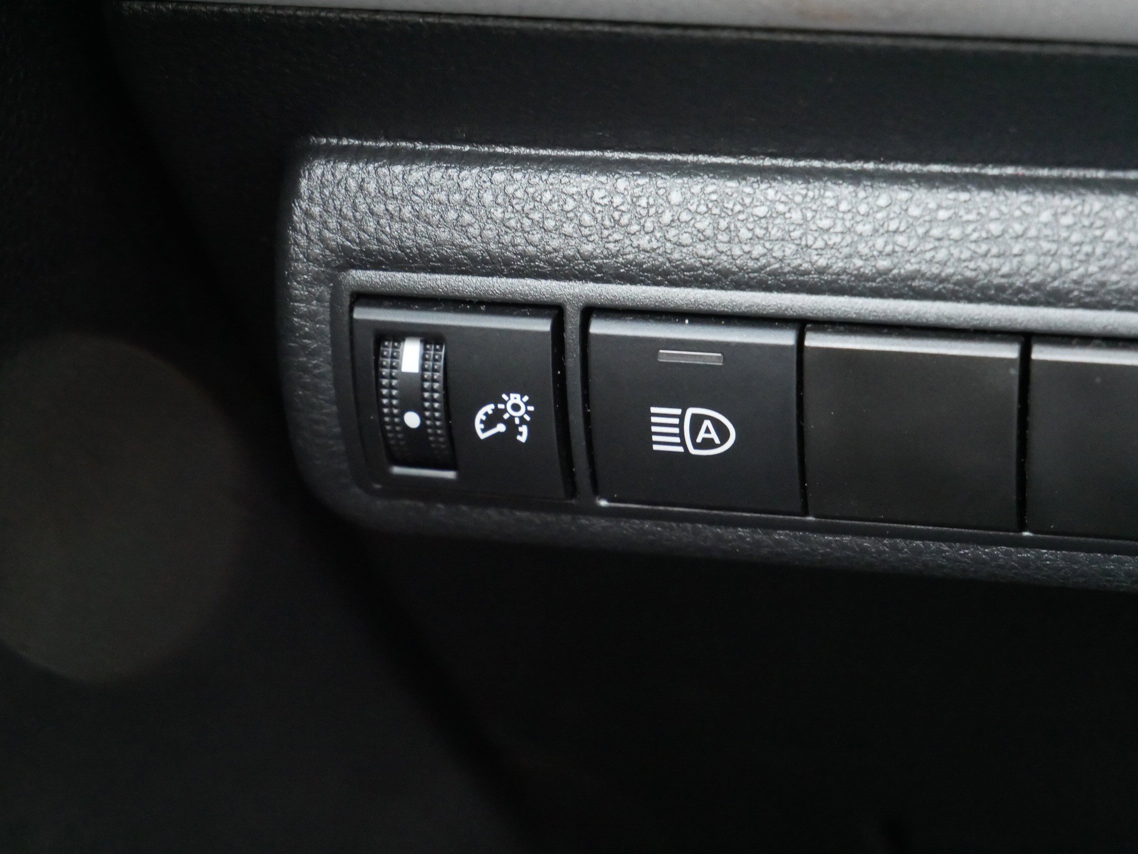 Certified 2023 Toyota Corolla LE image 26