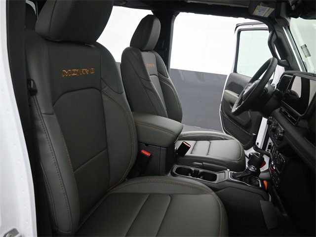 New 2025 Jeep Gladiator Mojave image 16