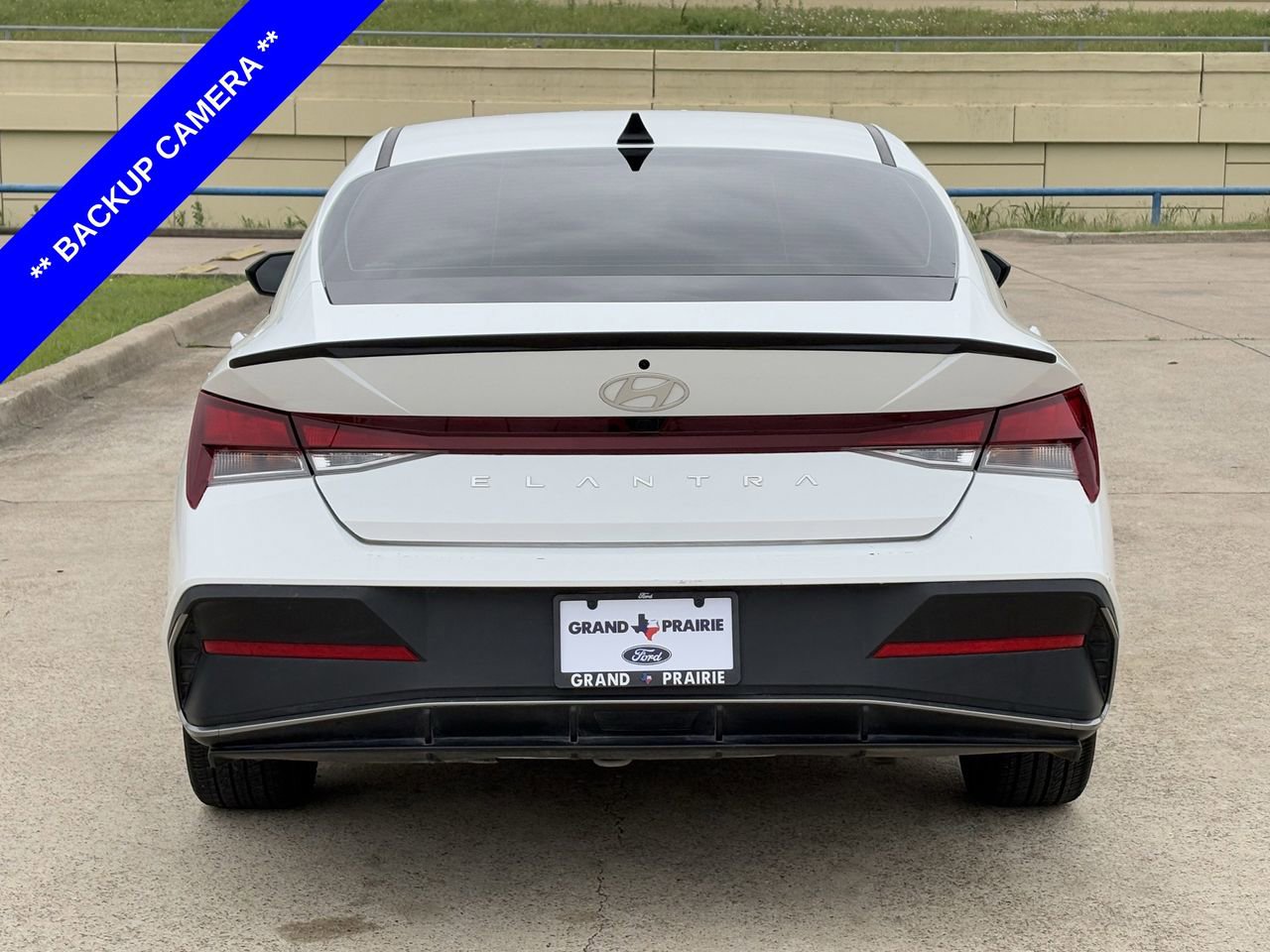 Used 2025 Hyundai Elantra Sport FWD image 7
