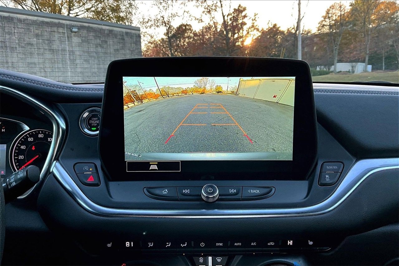 Used 2024 Chevrolet Blazer LT w/ Convenience Package image 12