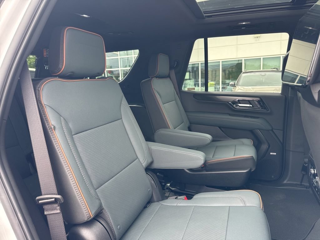 New 2026 GMC Yukon AT4 w/ AT4 Premium Plus Package AWD/4WD image 27
