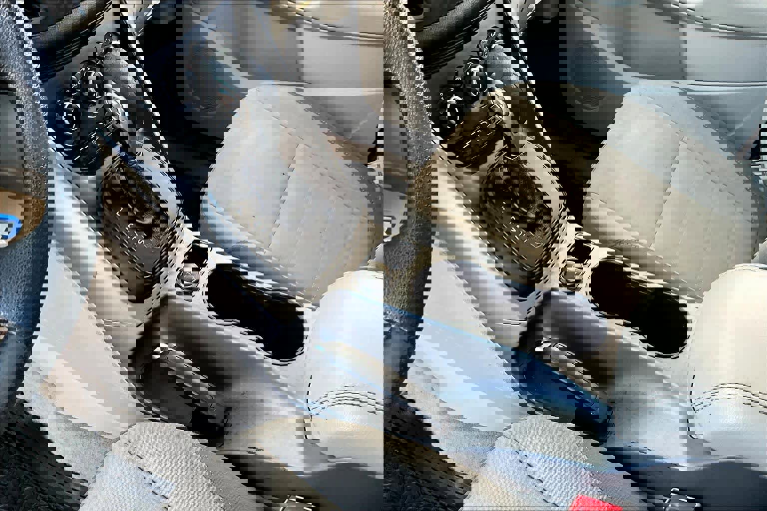 Used 2014 Ford Escape SE image 17