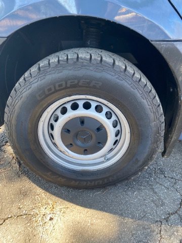 Used 2019 Mercedes-Benz Sprinter 144 image 24