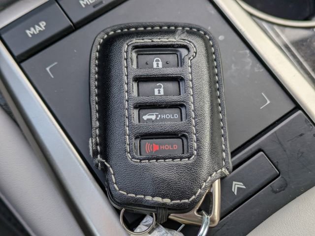 Used 2020 Lexus RX 450h AWD w/ Luxury Package image 33