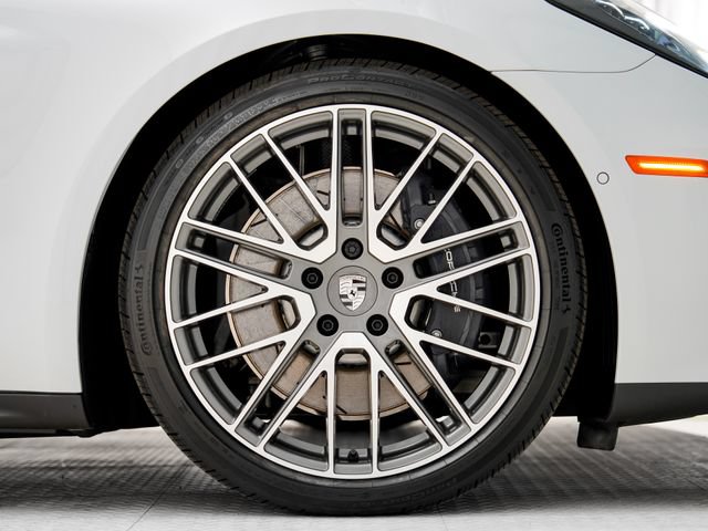 Certified 2025 Porsche Panamera 4 E-Hybrid AWD/4WD image 29