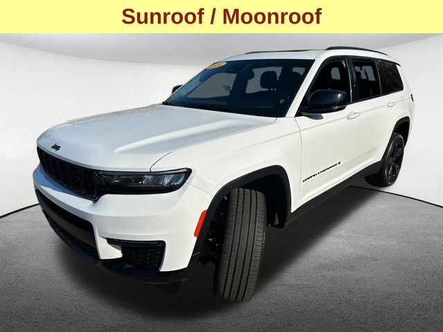 Used 2024 Jeep Grand Cherokee L Limited w/ Black Appearance Package AWD/4WD image 5