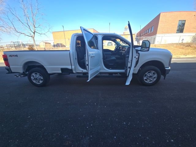 New 2026 Ford F350 XLT w/ XLT Premium Package AWD/4WD image 10