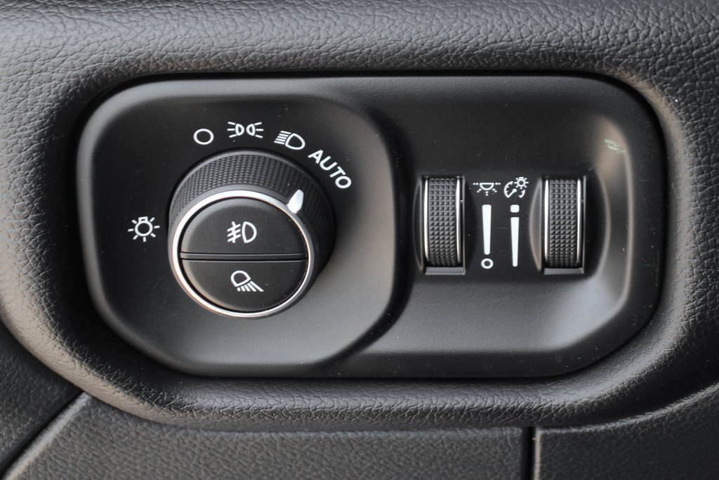 Used 2024 RAM 3500 Laramie w/ Night Edition AWD/4WD image 20