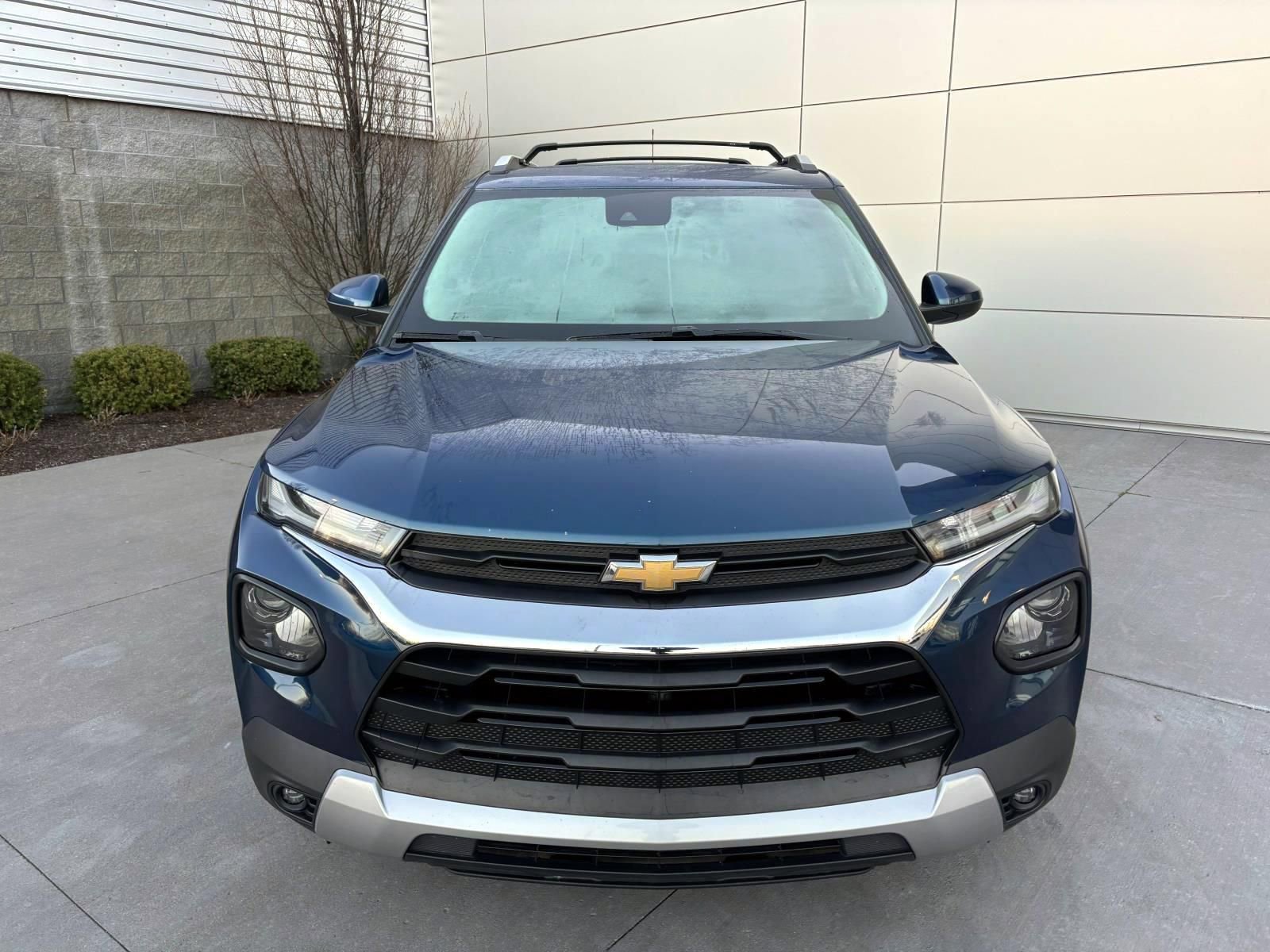 Used 2021 Chevrolet TrailBlazer LT w/ Convenience Package image 2