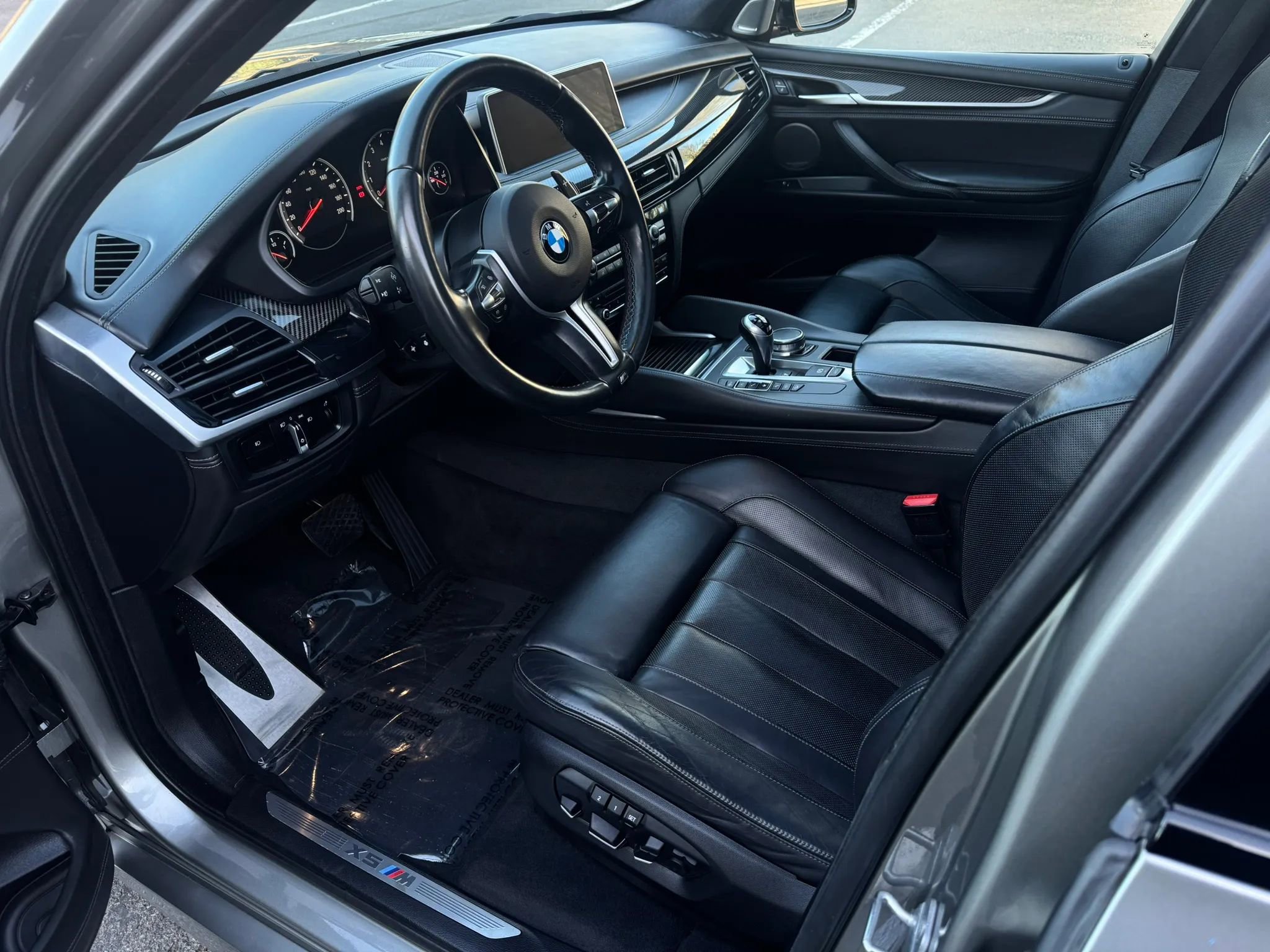 Used 2017 BMW X5 M image 23