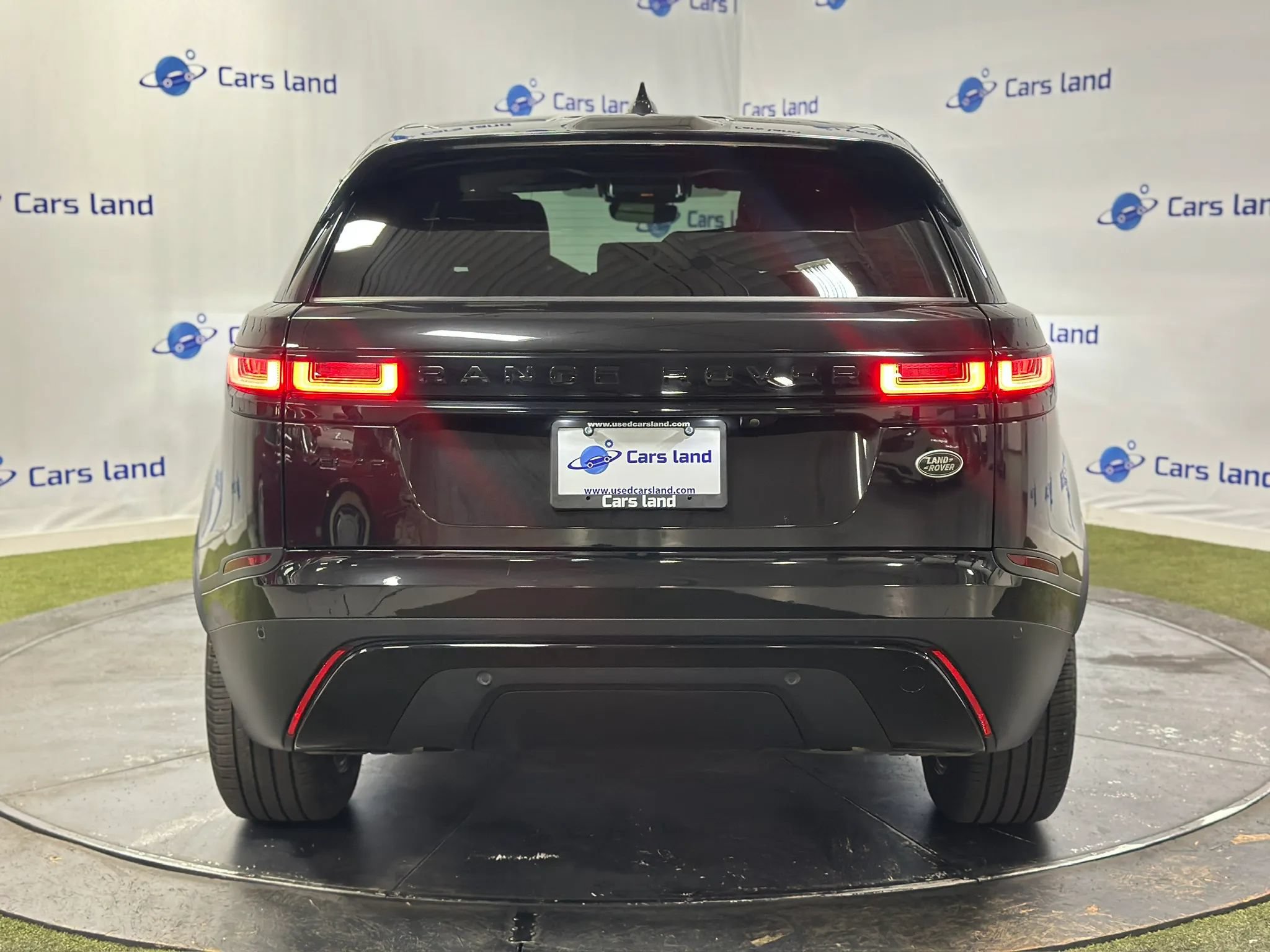 Used 2023 Land Rover Range Rover Velar S AWD/4WD image 4