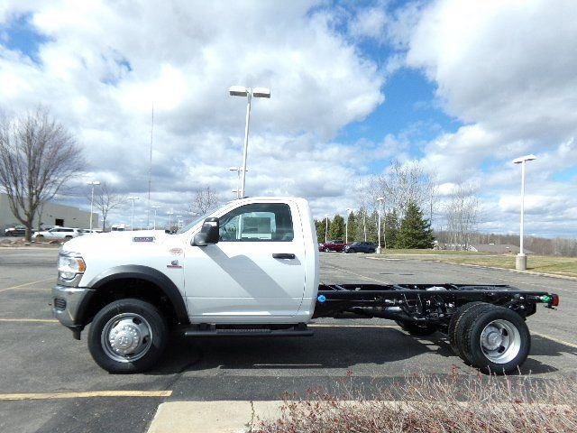 Used 2024 RAM 5500 Tradesman image 4