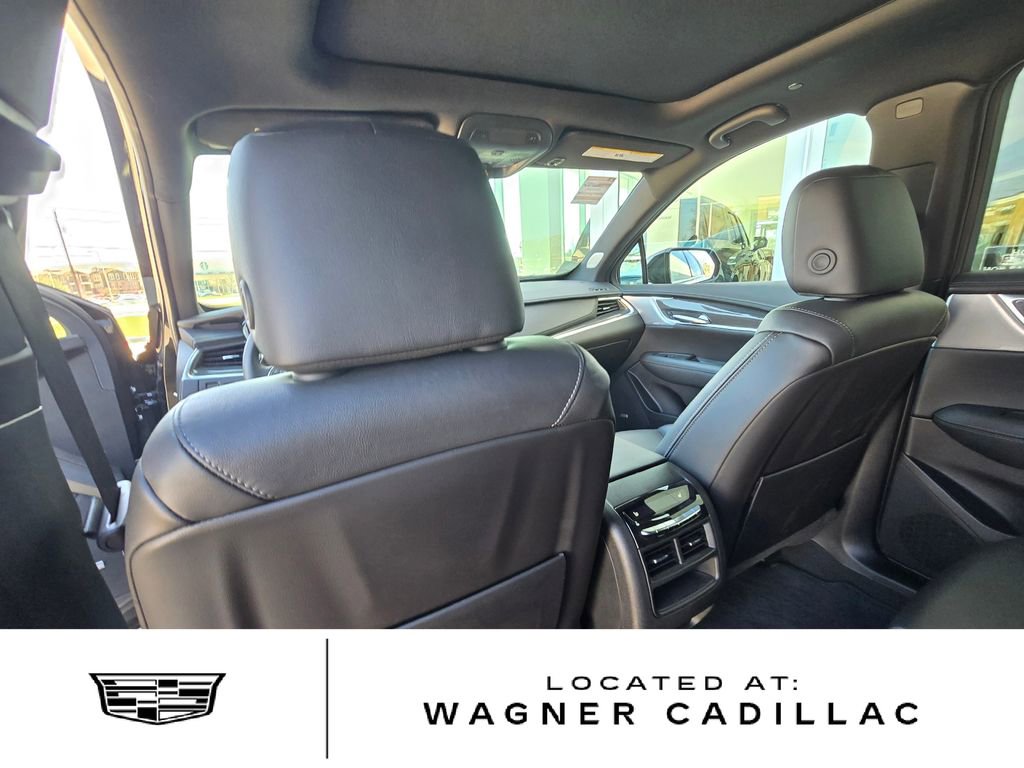 New 2025 Cadillac XT5 Sportv image 16