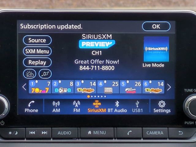 Used 2025 Nissan Sentra SV FWD image 17