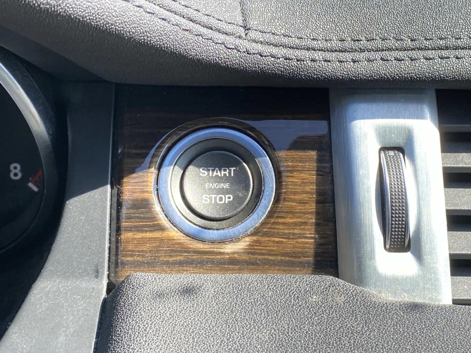 Used 2016 Land Rover Range Rover Evoque HSE AWD/4WD image 25