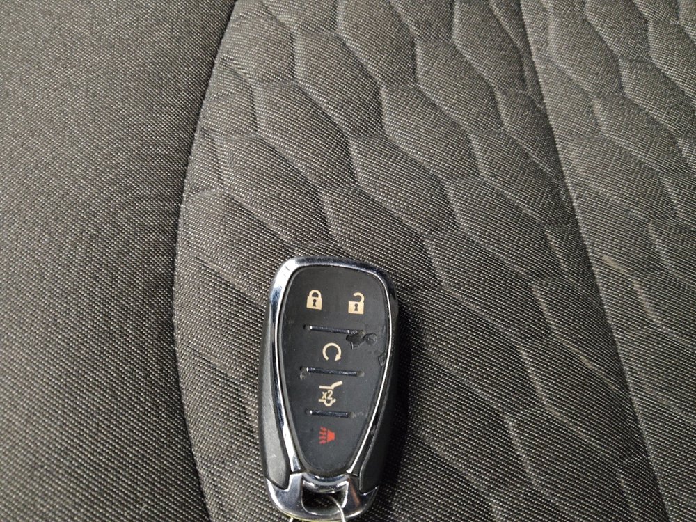 Used 2021 Chevrolet Equinox LT image 32