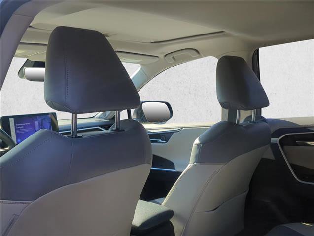 Used 2023 Toyota RAV4 Limited image 15