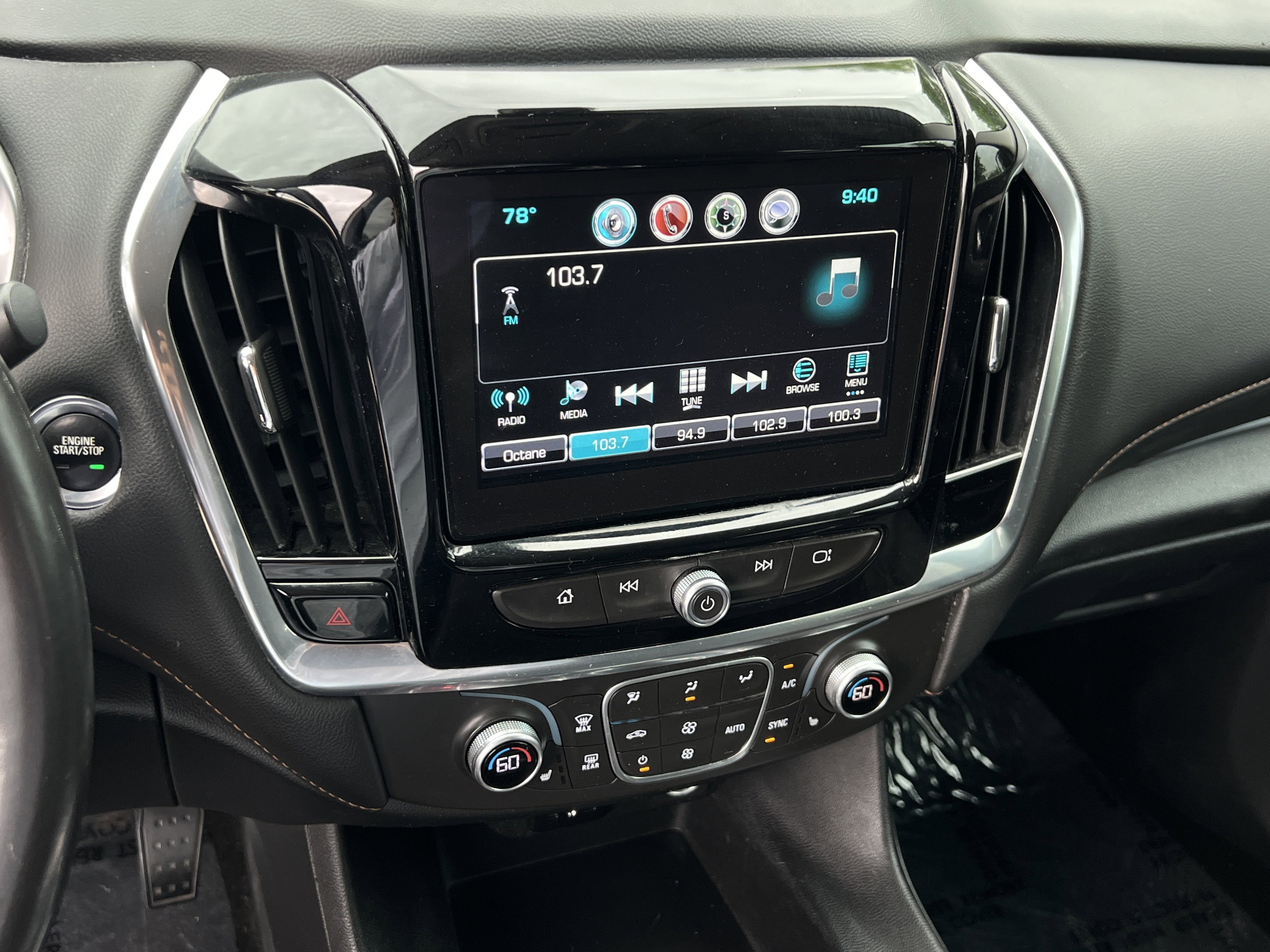 Used 2018 Chevrolet Traverse LT image 22