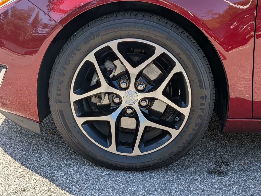 Used 2017 Buick Regal Sport Touring FWD image 8