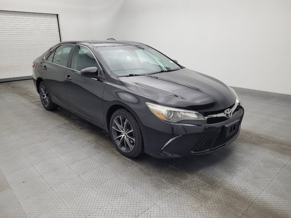 Used 2015 Toyota Camry XSE w/ Moonroof Package image 13