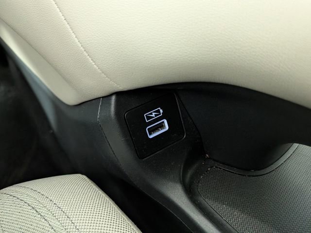 Used 2023 Honda HR-V LX image 9