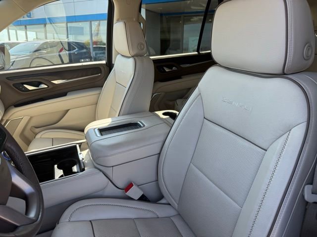 Used 2022 GMC Yukon Denali AWD/4WD image 17
