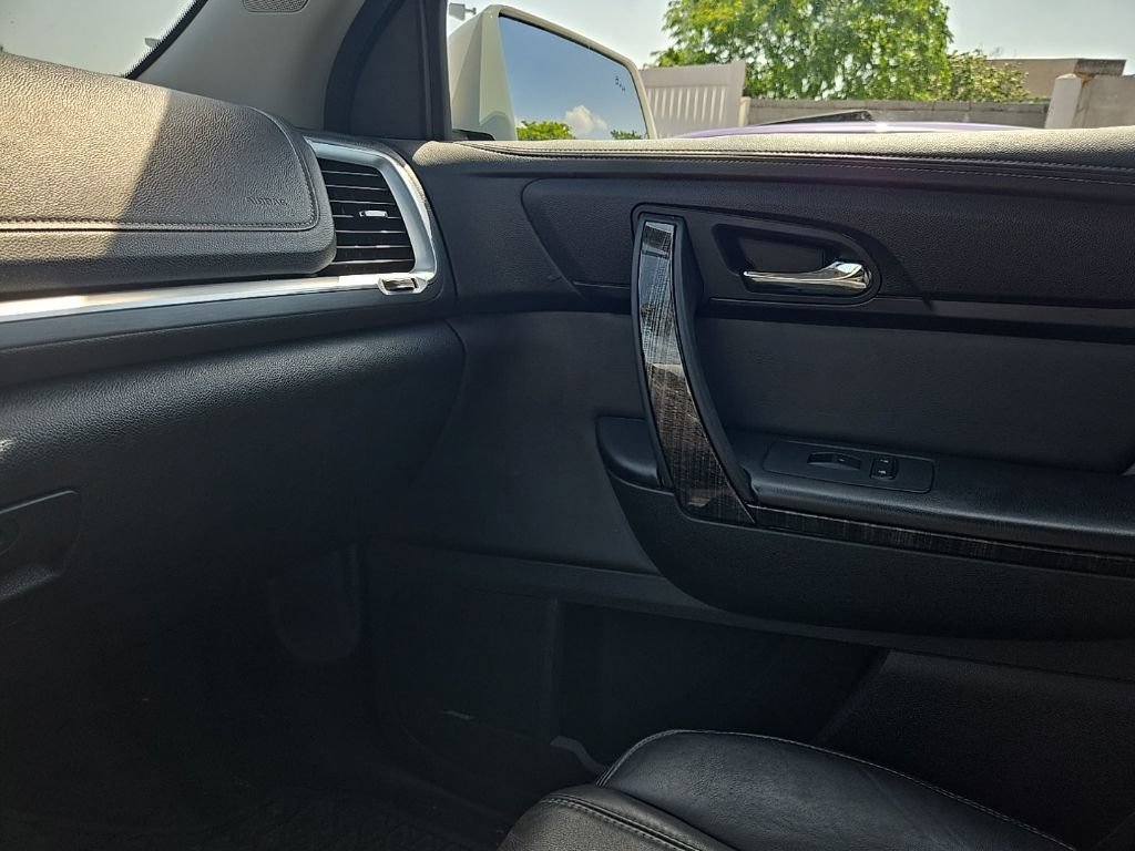 Used 2017 GMC Acadia Limited SLT AWD/4WD image 26