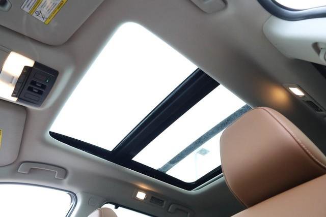 New 2026 Nissan Pathfinder Platinum image 11