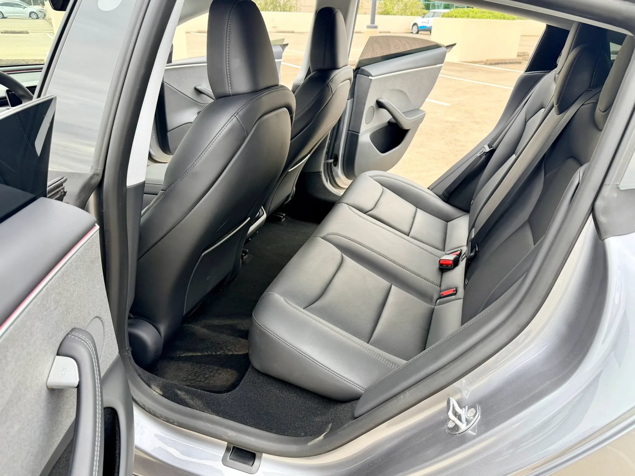 Used 2025 Tesla Model 3 Long Range RWD image 27