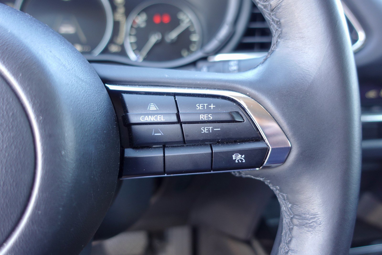 Certified 2025 MAZDA CX-30 AWD 2.5 S w/ Preferred Package image 17