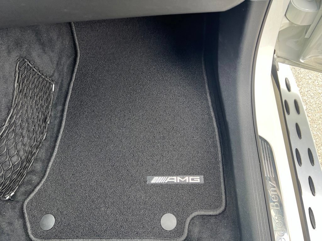 Used 2019 Mercedes-Benz GLC 300 image 9