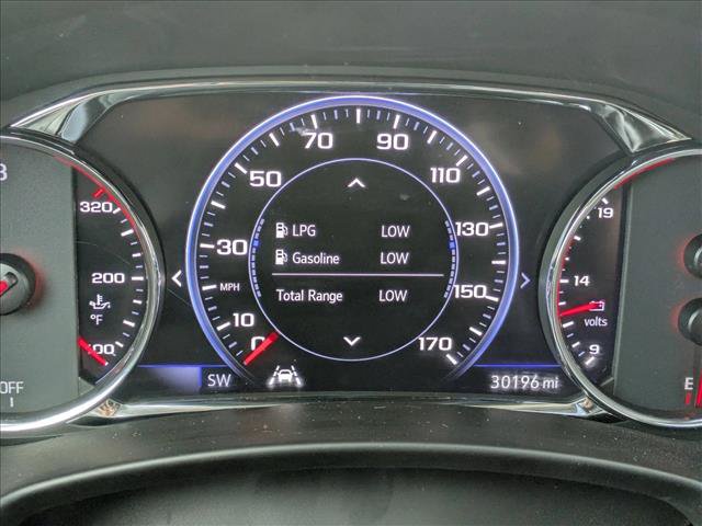 Used 2024 GMC Terrain Denali w/ Denali Premium Package AWD/4WD image 11