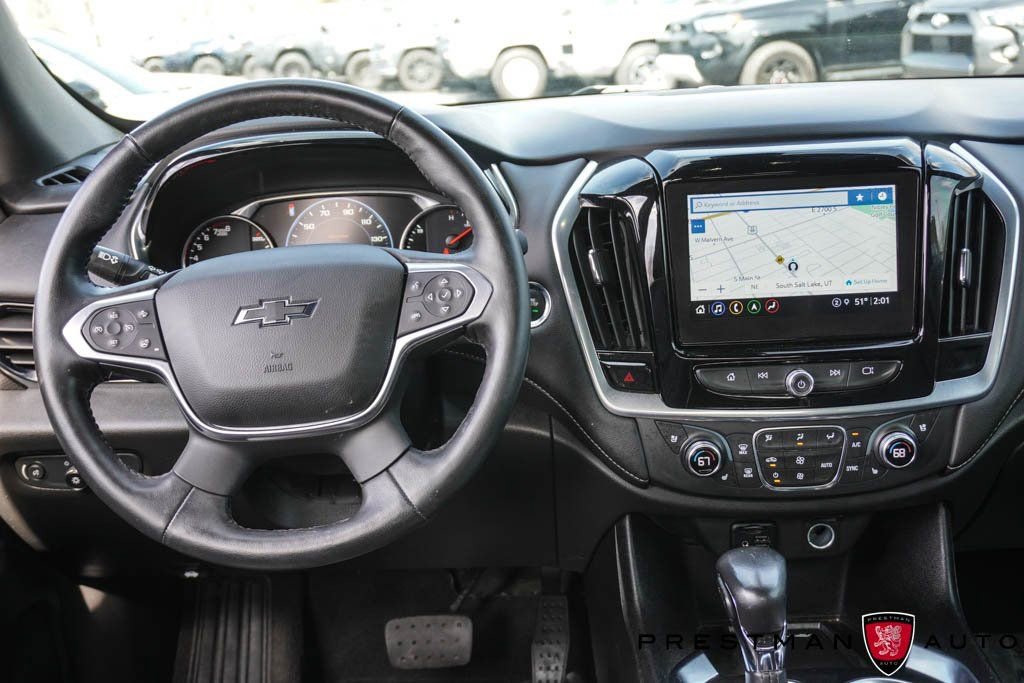 Used 2022 Chevrolet Traverse Premier w/ Redline Edition image 2