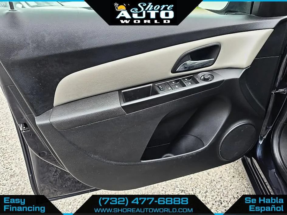 Used 2016 Chevrolet Cruze LS FWD image 9