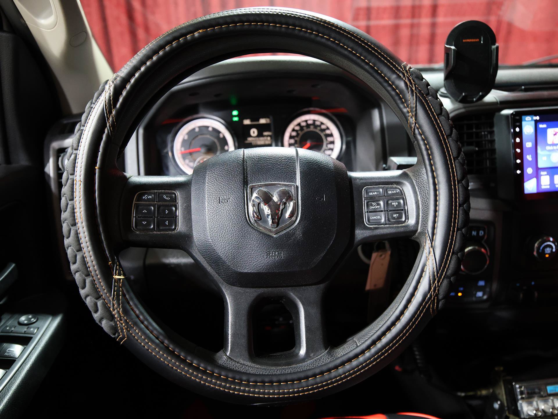 Used 2018 RAM 1500 Express w/ Express Value Package AWD/4WD image 17