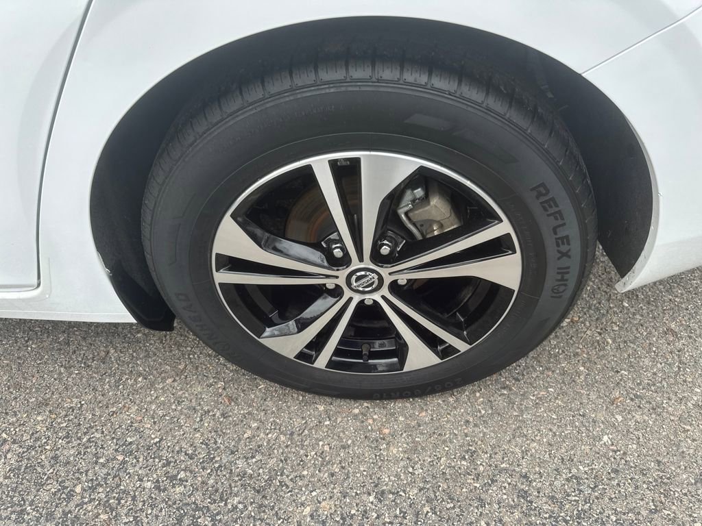 Used 2023 Nissan Sentra SV FWD image 10