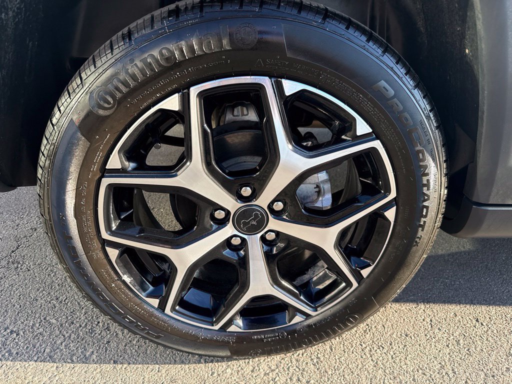 Certified 2025 Jeep Compass Limited AWD/4WD image 10