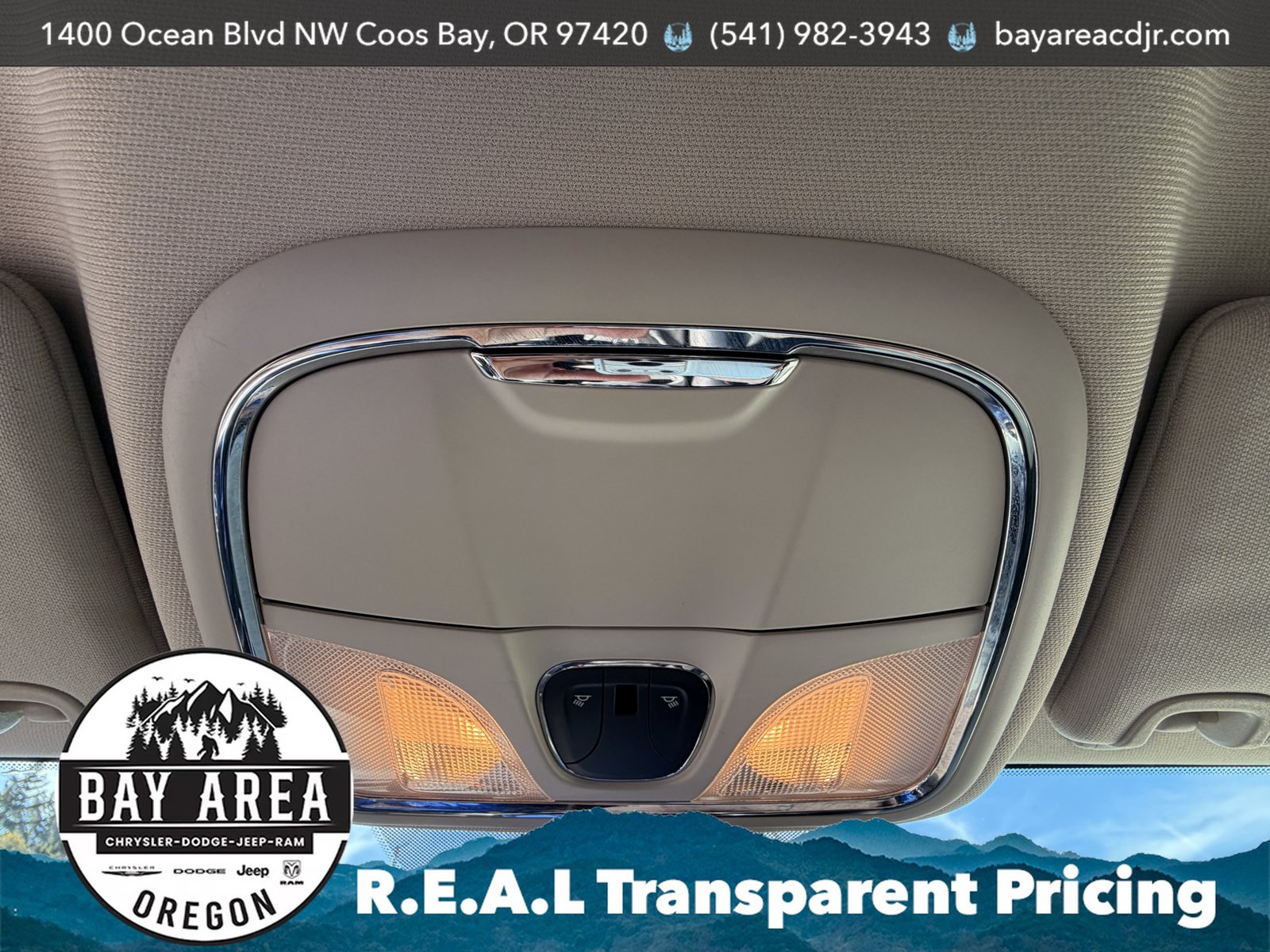 Used 2016 Jeep Cherokee Trailhawk w/ Leather Interior Group AWD/4WD image 22